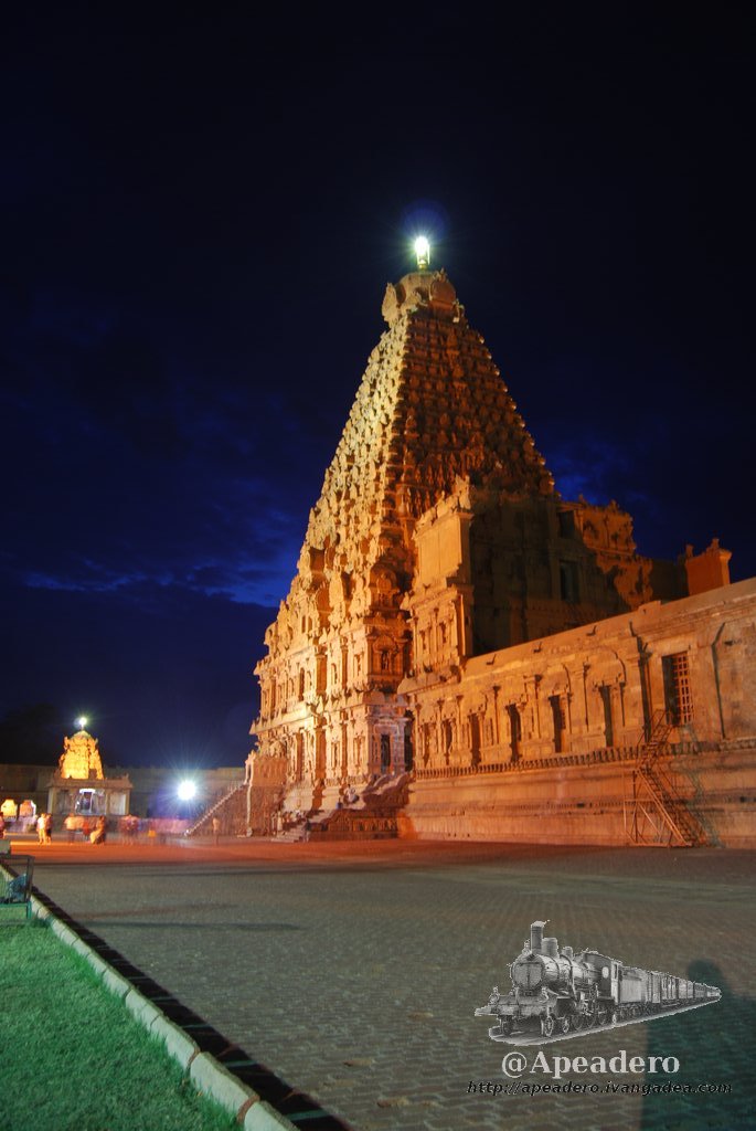 El Big Temple es uno de los templos más fotogénicos que encontramos en el sur de la India.